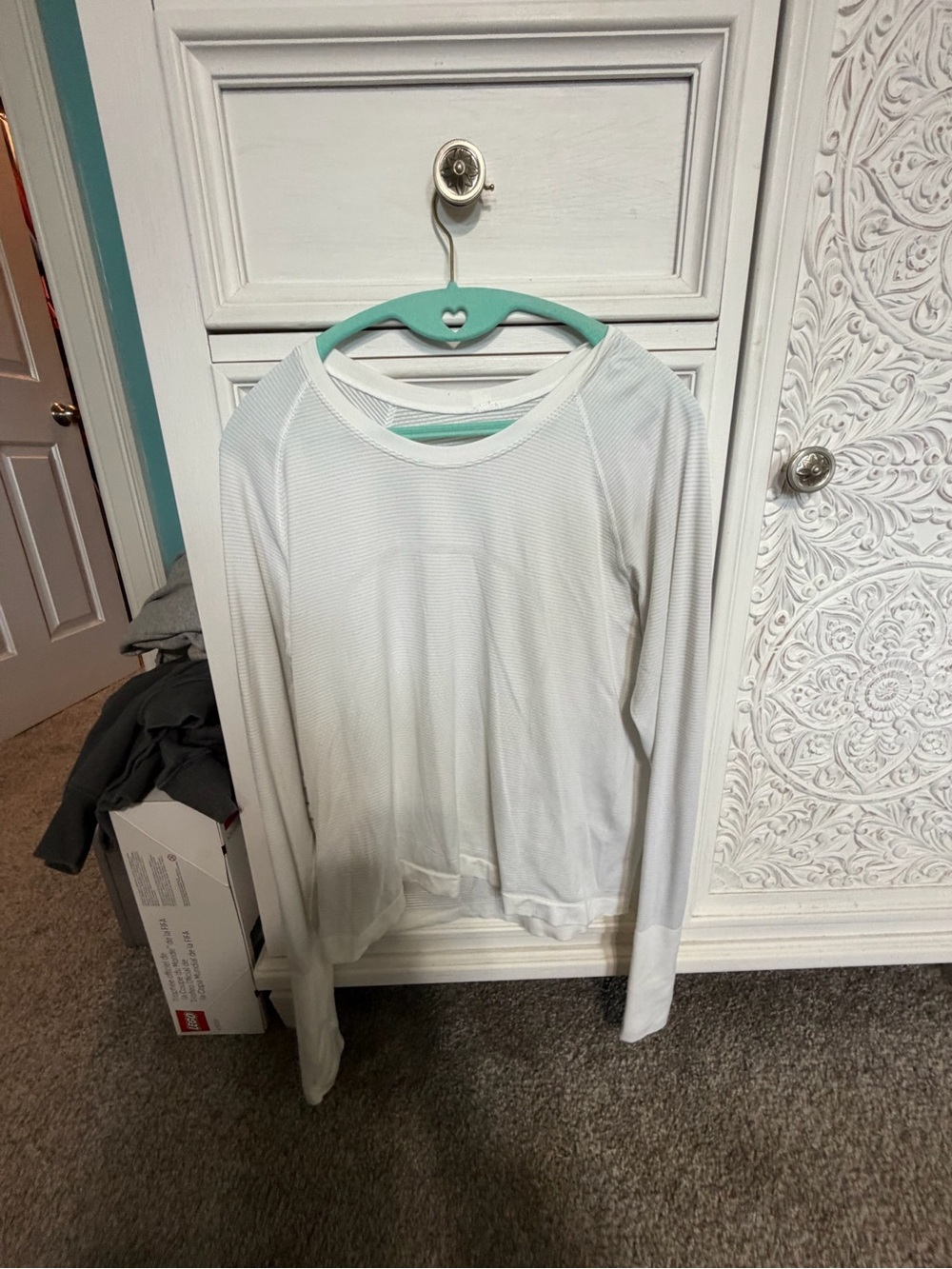 Lululemon White Long Sleeve Active Top Size 10